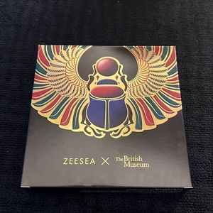 Zeesea Cosmetics X British Museum Scarab Palette